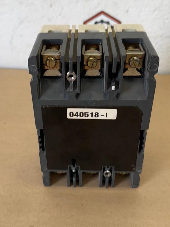 Used Cutler Hammer EHD3050 Industrial Circuit Breaker, 50A 3 Pole, 480VAC-250VDC