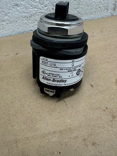 Used Allen Bradley 800T-U19 Series Q, Potentiometer, 2500Ω, 300V AC/DC, 2W