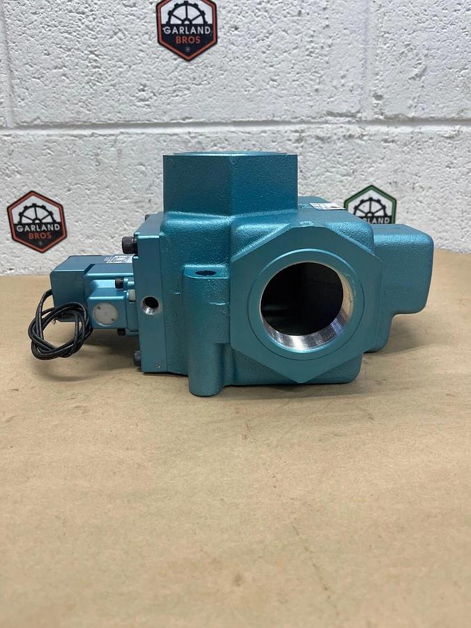 Used MAC 59B-12-116AA Solenoid Valve, 110/120 VAC, 50/60 Hz, 25 to 150 PSI