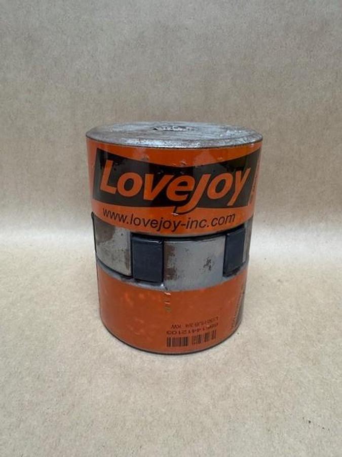 Used Lovejoy L-150 3-Pierce Jaw Coupling set (.750) 2 Half Couplings w/ Rubber Spider