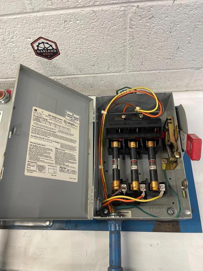 Used Weizmann Type 12 + 13 Enclosure w/ GE Heavy Duty Safety Switch