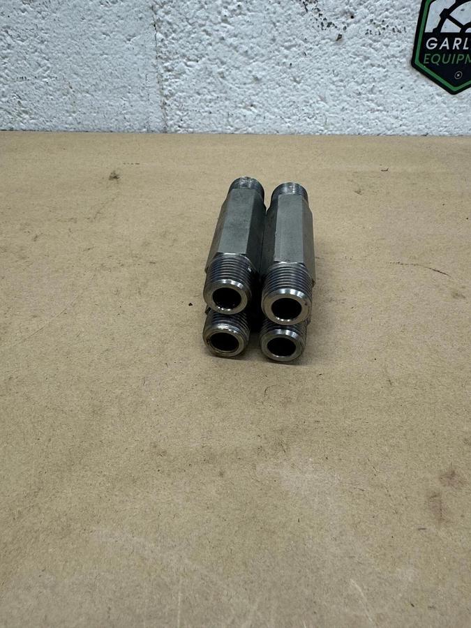 Used Swagelok 316-NLH Hex Dual Nipple Fitting, 3/8” Fitting - Lot of 4