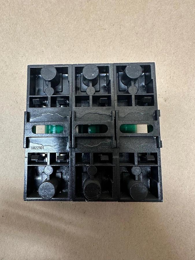 Used Littelfuse LJ60030-3C, 600V Fuse Block w/ Littelfuse JTD 20 Fuse