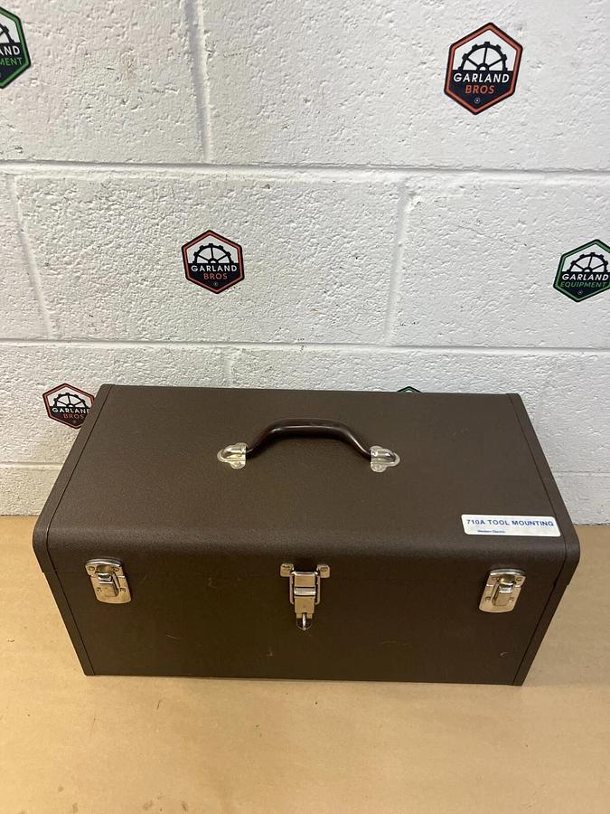 Used Western Electric 710A Tool Mounting w/ Case