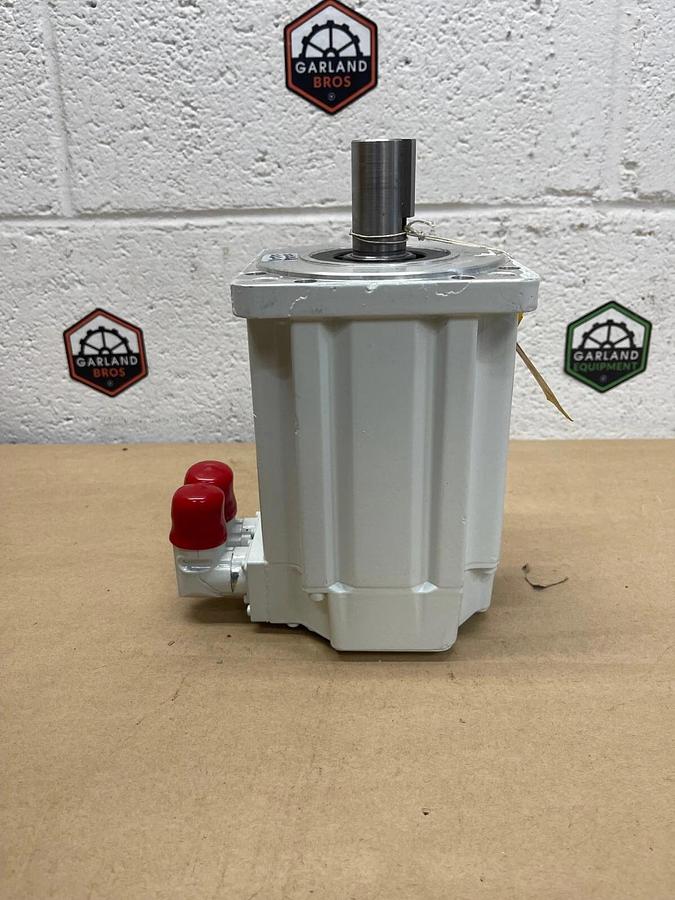 Allen-Bradley MPF-B4530K-SJ22BA , AC Servo Motor, Series A, 4000 RPM, 2.4 kw