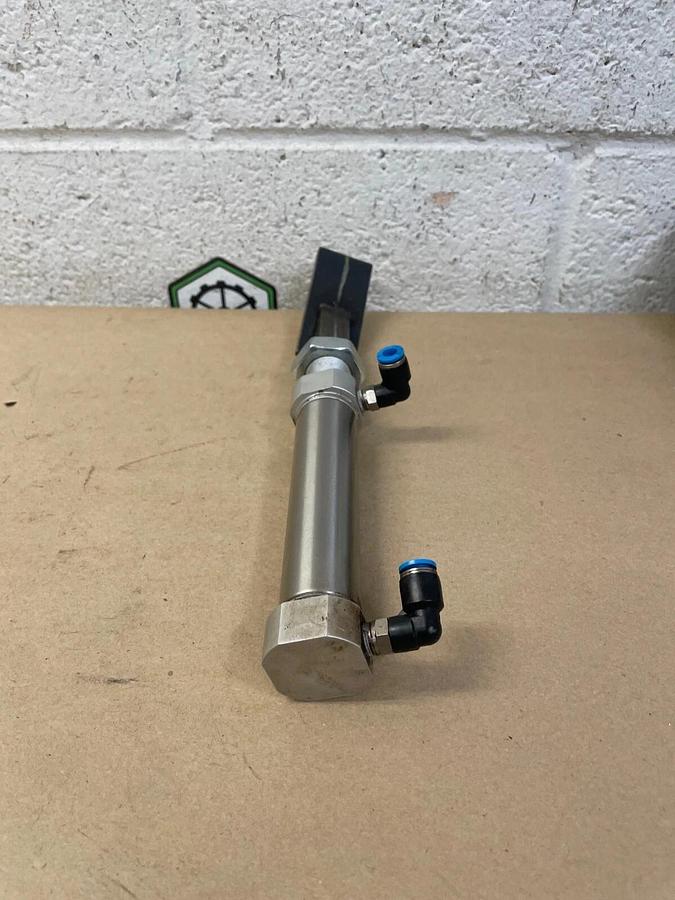 Used Air Cylinder 4-1/2”