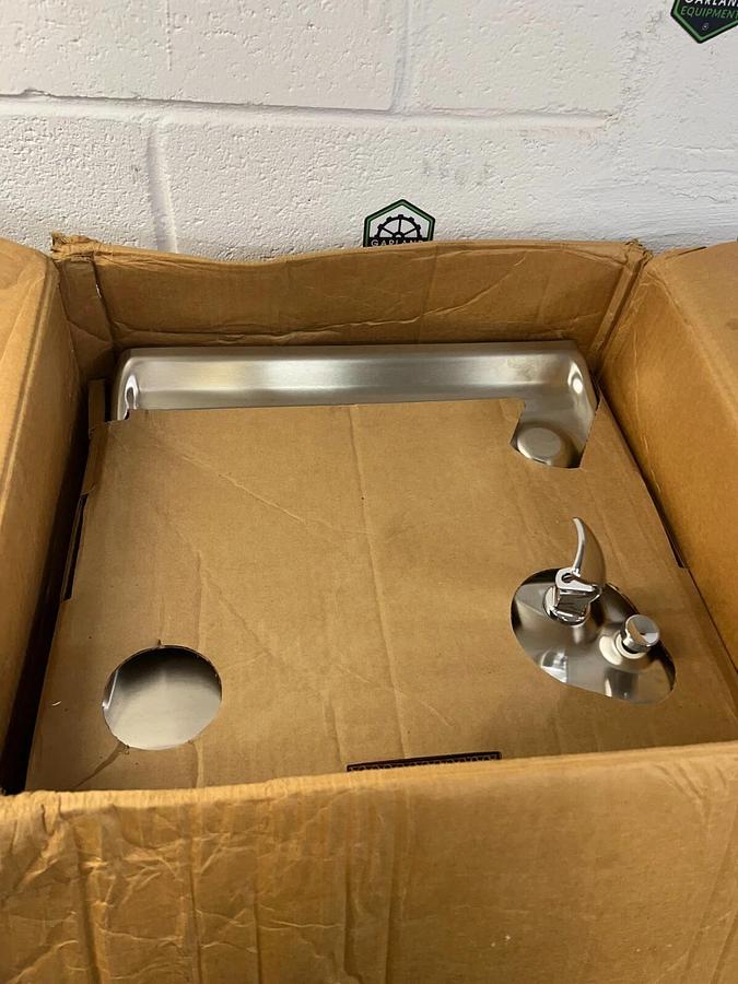 Halsey Taylor WM14A-Q PV Wall Mounted Drinking Fountain Platinum Vinyl