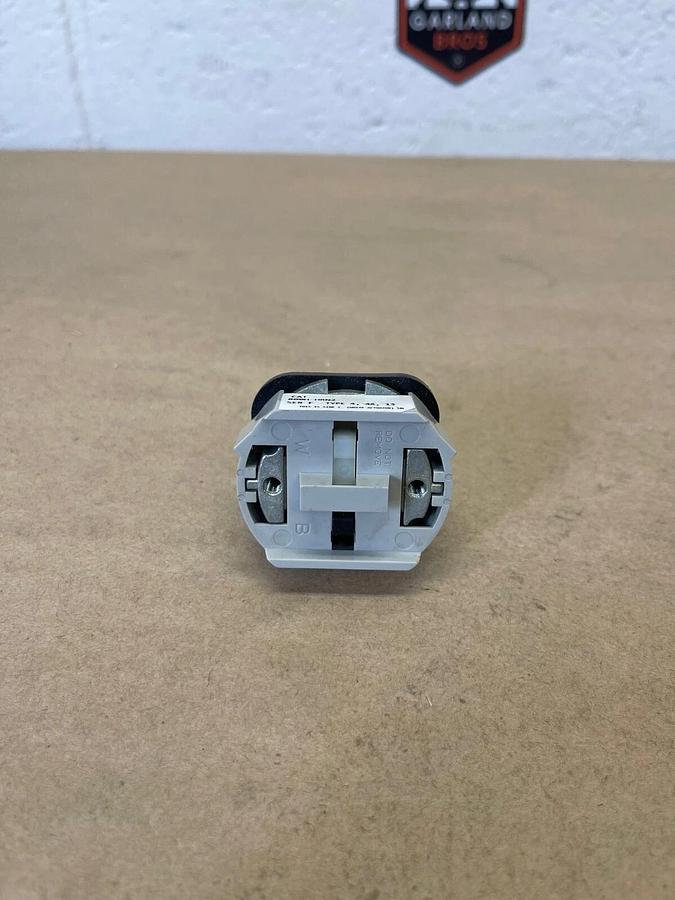 Allen-Bradley 800H-HRN2, 30mm Selector Switch, Series F
