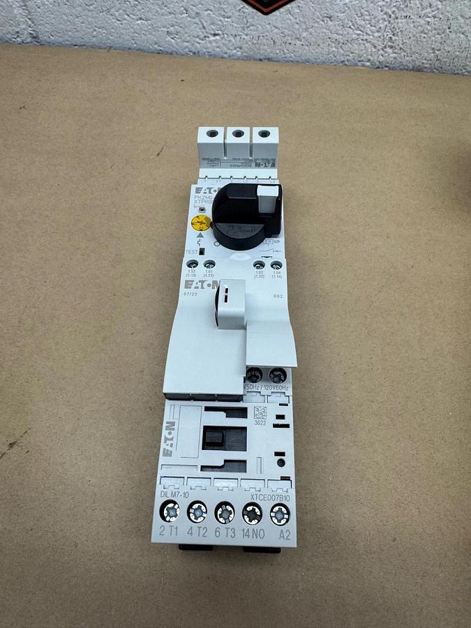 Used Eaton XTFC004BBA Manual Combination Motor Starter/Control, 4A *NEW*
