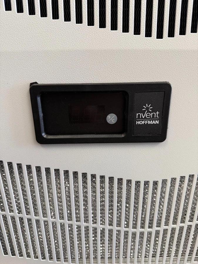 Used Nvent Hoffman G280446G051 Indoor/Outdoor AC, 4000 BTU 460V *NEW*