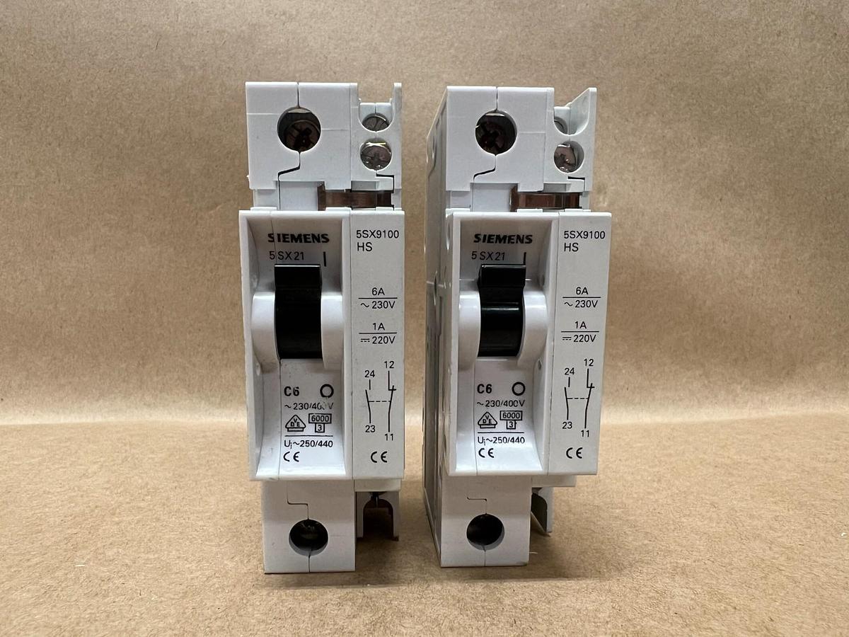 Used Siemens 5SX21 C6, 230/400V Circuit Breaker, 5SX9100HS Auxiliary Contact Lot of 2