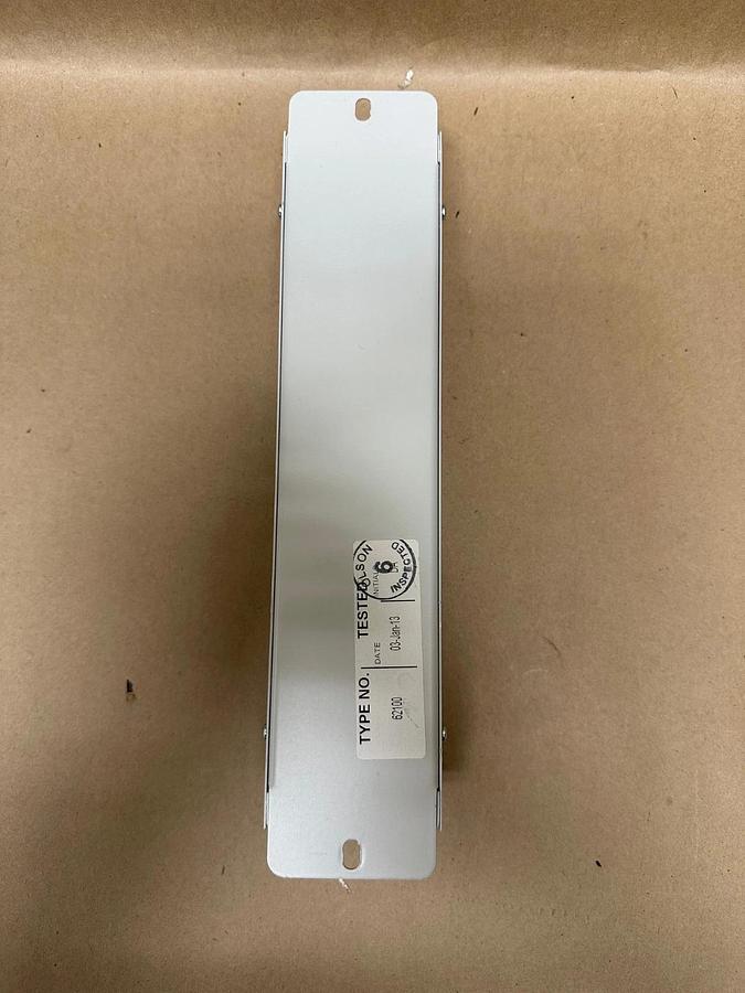 Used IEC 62100 10A Power Strip, 4 Outlet, Vertical Rack *NEW*