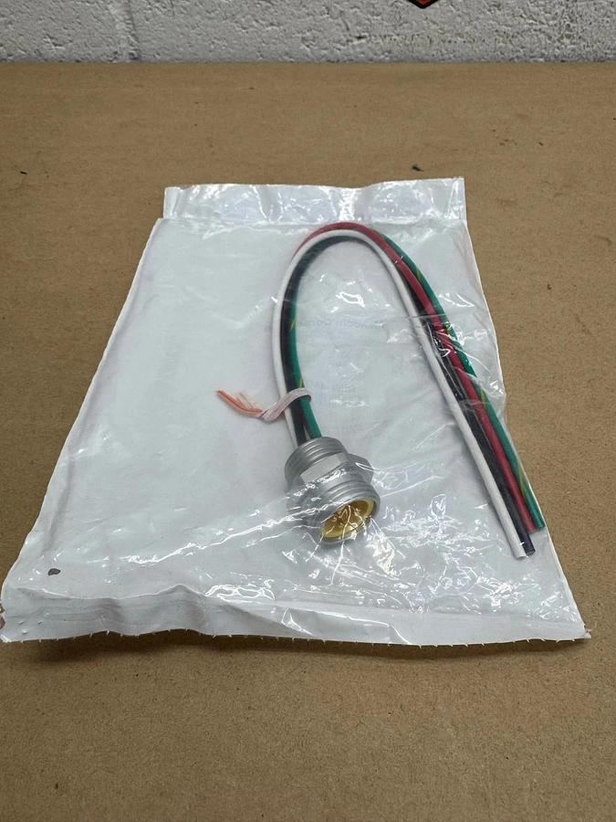 Mencom MIN-4MR-1 Receptacle *NEW*
