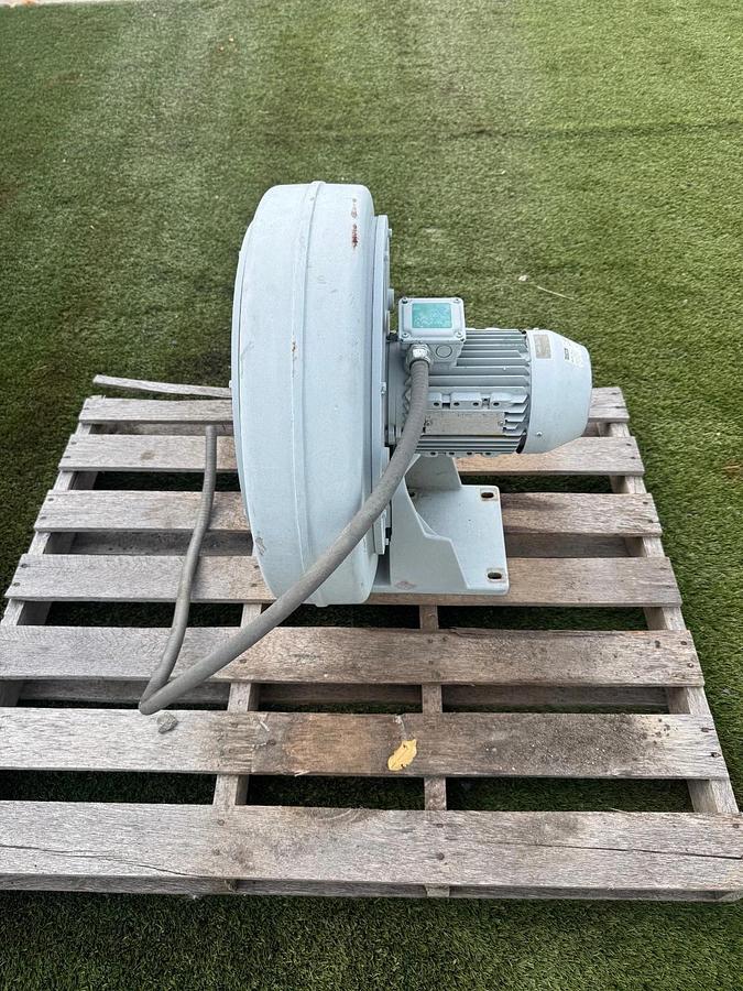 Used Ventur MPB-220T Centrifugal Fan w/ 3Hp Motor