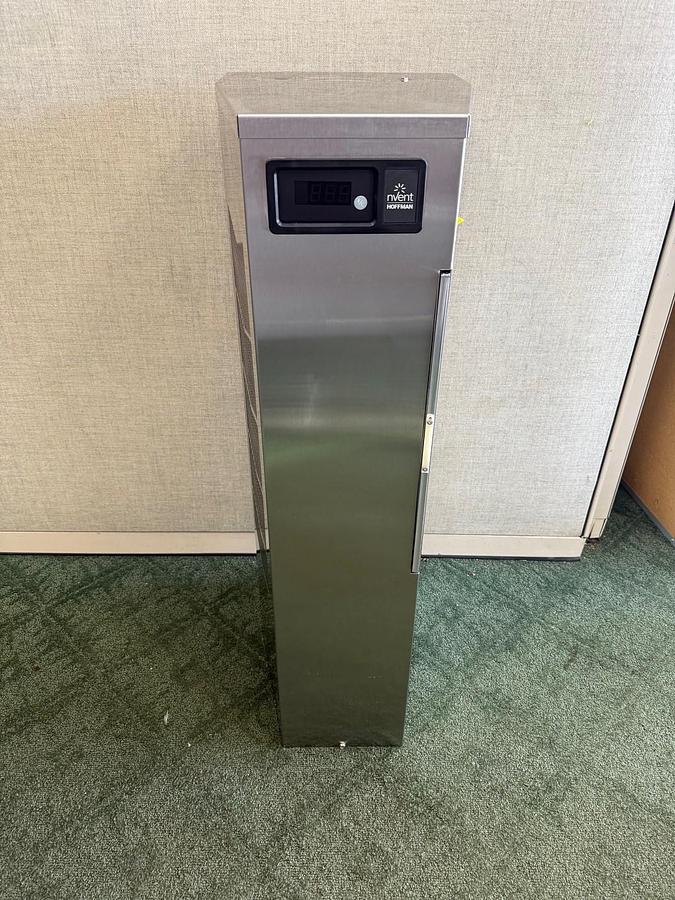 Used Nvent Hoffman N360646G051 Narrow Indoor/Outdoor AC, 6000 BTU, 460V *NEW*