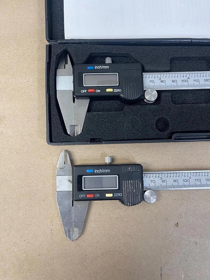 Used Pittsburgh 6” Digital Caliper No Batteries NEEDS SR44 BATTERY - Lot of 2