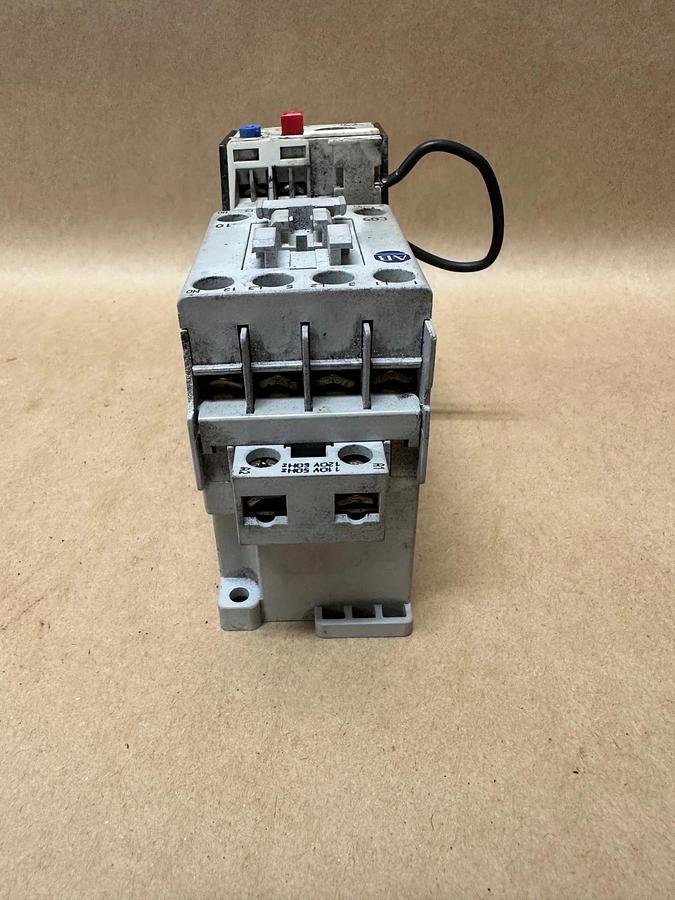 Used Allen Bradley 100-C09*10 Contactor w/ Siemens 3UA5000-1F Overload Relay