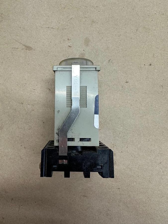 Used OMRON H3JA-8C Timer