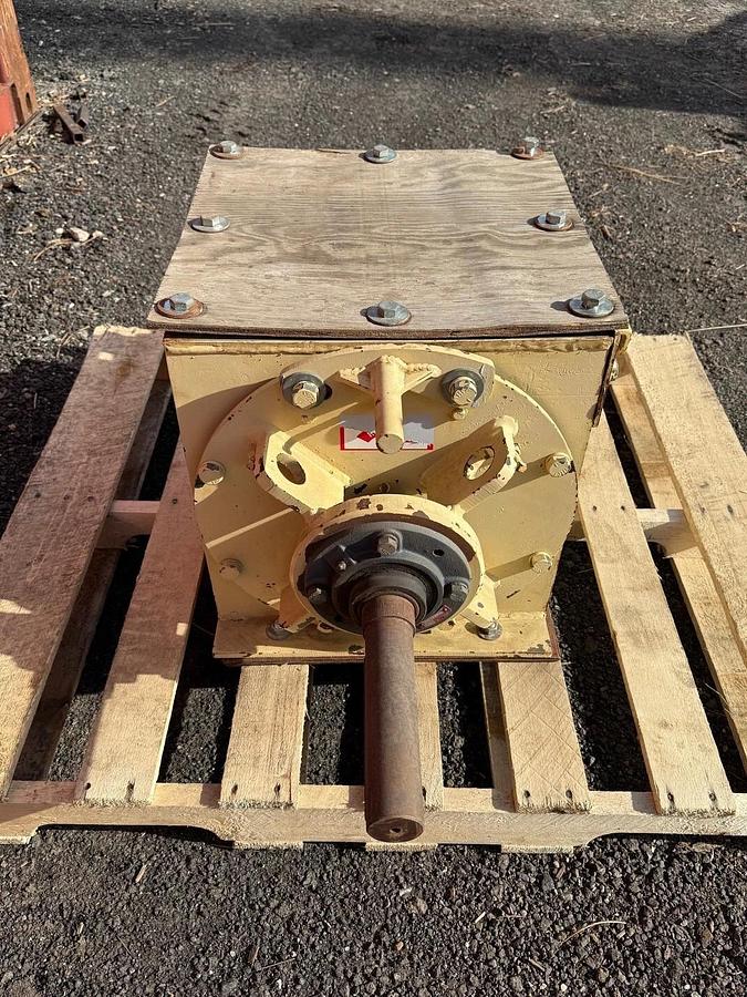 Used Western Pneumatics FDRW141801RD 14” x 18” Airlock