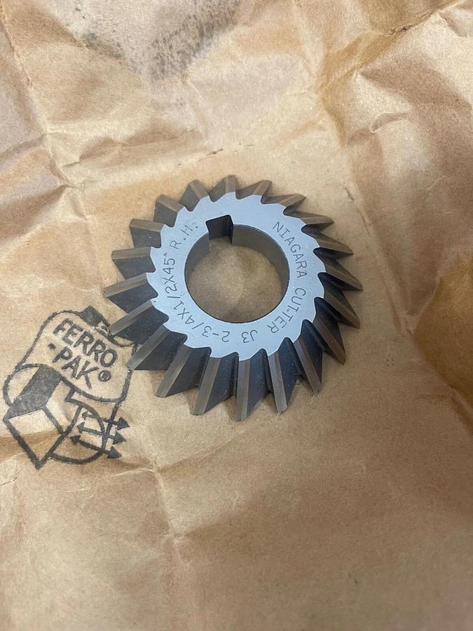 Used Niagara Chtter F45-21R , 2-3/4 x 1/2 x 1 Single Angle Cutter 45 deg. RH