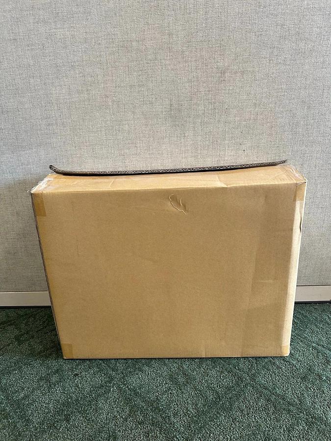 Used Canvys PC21037R Display 21.5” TFT LCD Monitor *NEW*