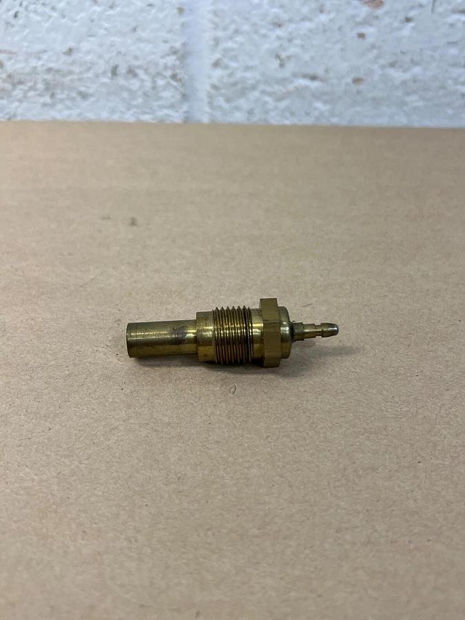 Allis-Chalmers 4920793 9 (1 pc) KFM