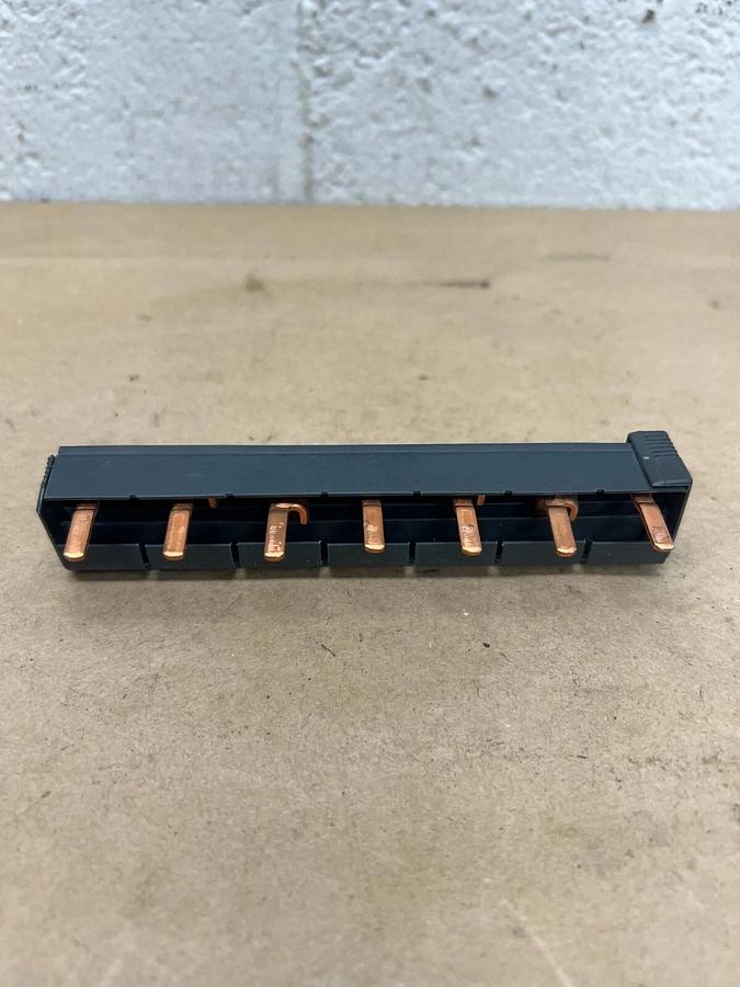 Used Merlin Gerin IEC 664 Busbar