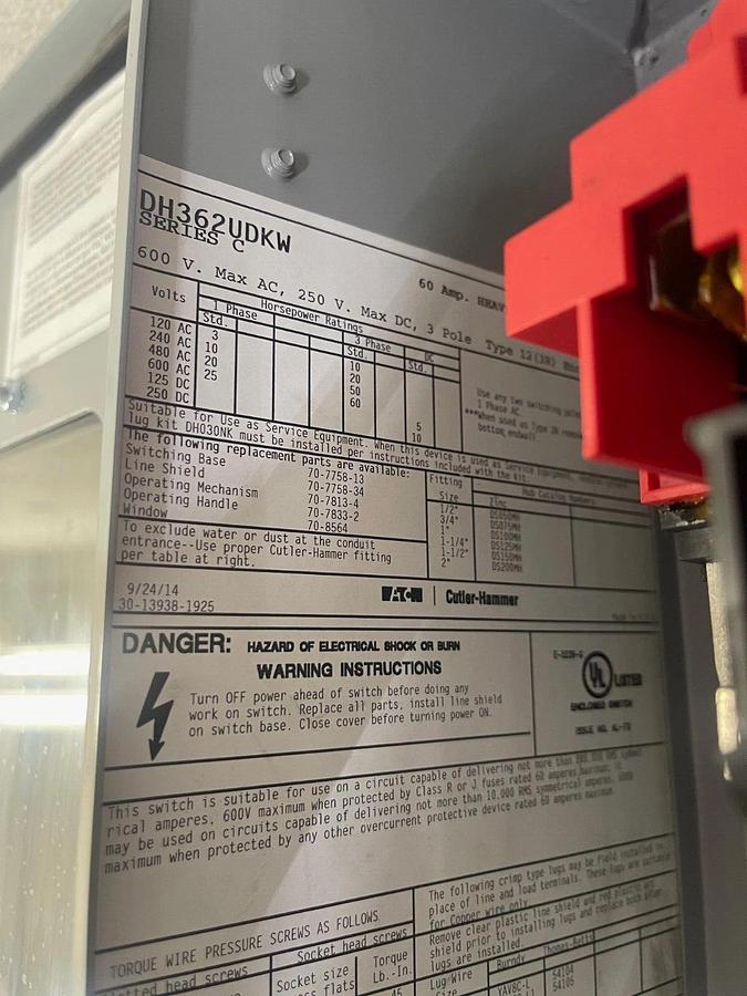 Used Eaton DH362UDKW Windowed Heavy Duty Safety Switch 3-Pole Non-Fusible 60A 600V