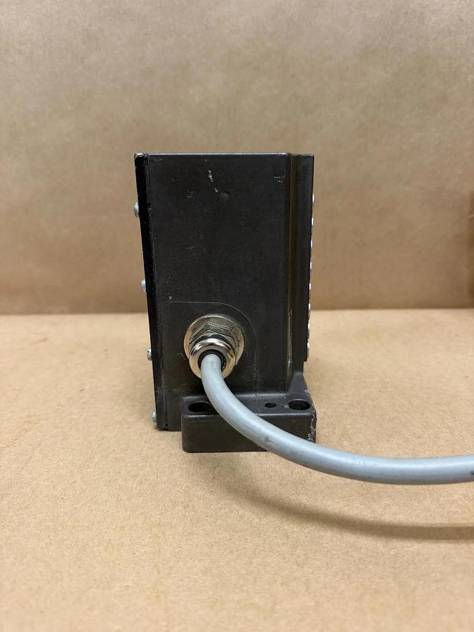 Used BALLUFF BES 516-88-PA-12-602-11 Proximity Switch