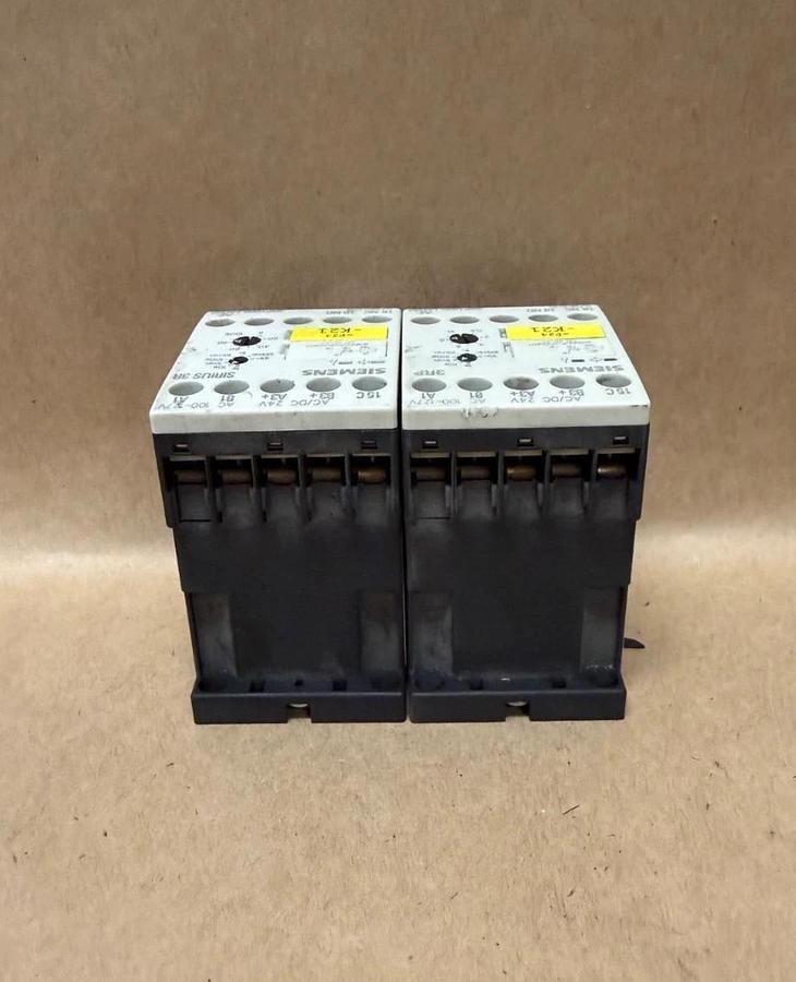 Used Siemens 3RP1000-1AQ30 Timing Relay - Lot of 2