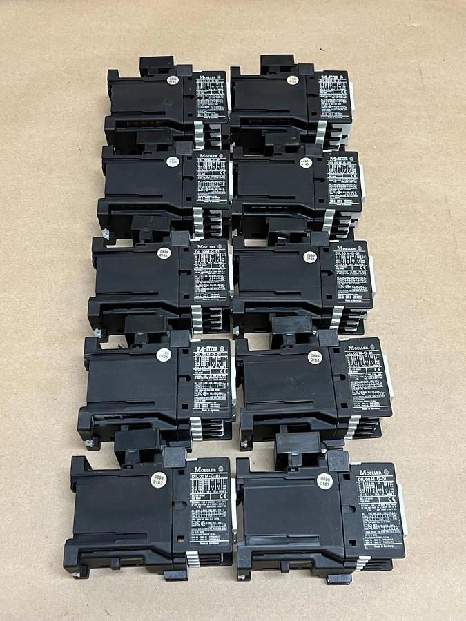 Used Moeller DIL00M-G-01 20A Contactor 24VDC, 3P - Lot of 10