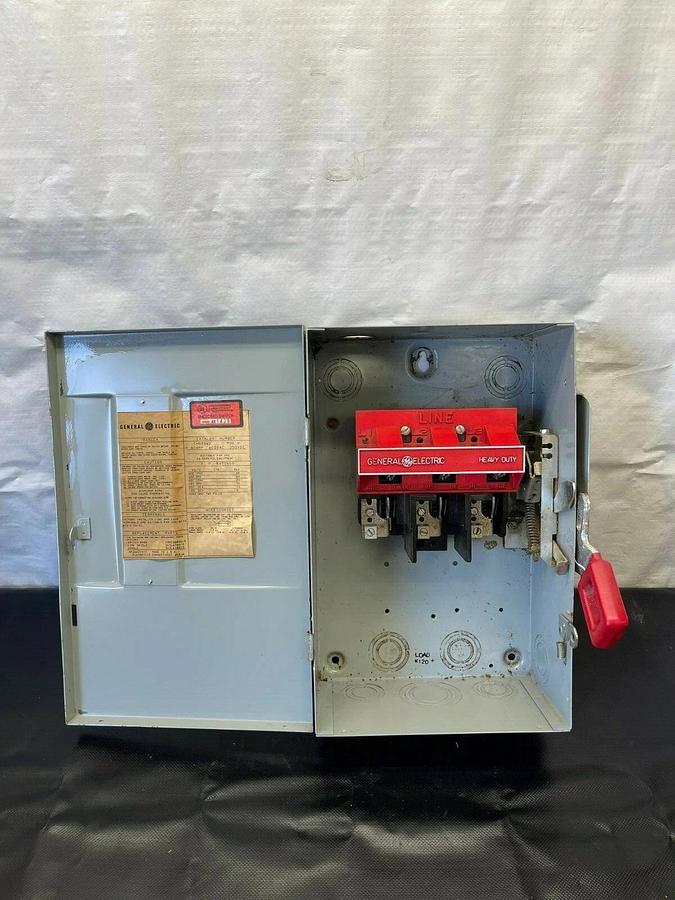 Used General Electric THN3362 MOD. 4 Heavy Duty Safety Switch, 60 Amp, 600VAC, 3-pole