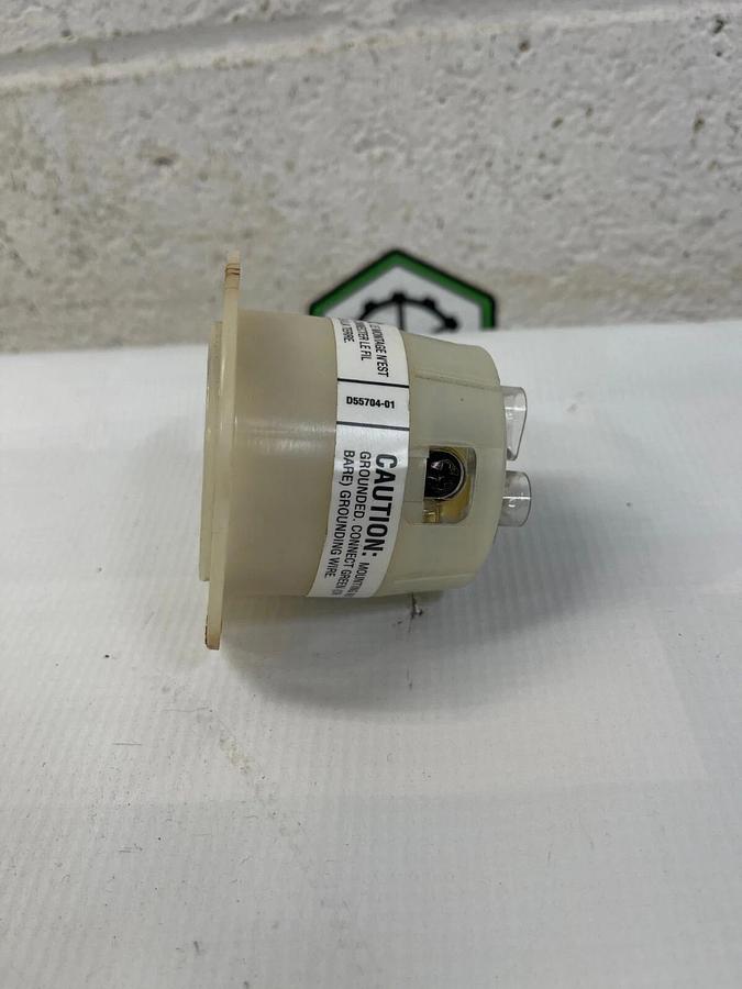 Used Hubbell HBL2426 20 A, 250 VAC, Locking Flange Outlet