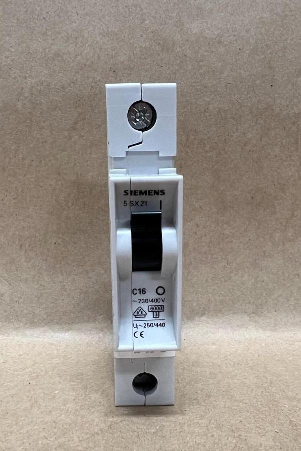 Used Siemens 5SX21 C16, 230/400V, Circuit Breaker - Lot of 5