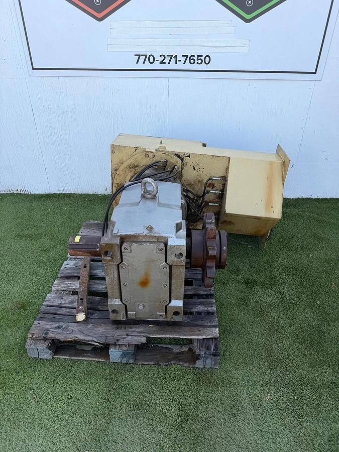 Used NORD Gear Corporation SK 9082.1LX VL W Gearbox 41.54:1 Ratio, 42 RPM
