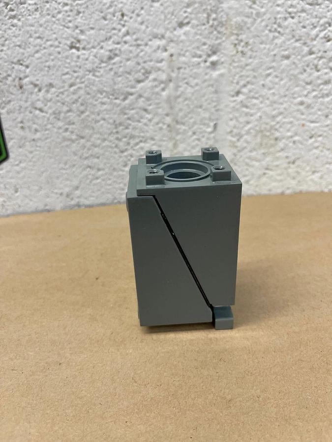 Used Allen-Bradley 802T-AP Oil Tight Limit Switch, Series J, 120-600 VAC, 60 A