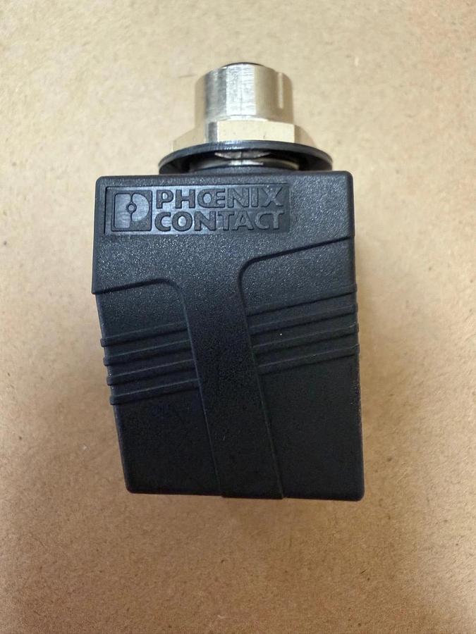 Used Phoenix Contact VS-BH-M12FS-8CON-RJ45/90 Control Cabinet Feed-Through *NEW*