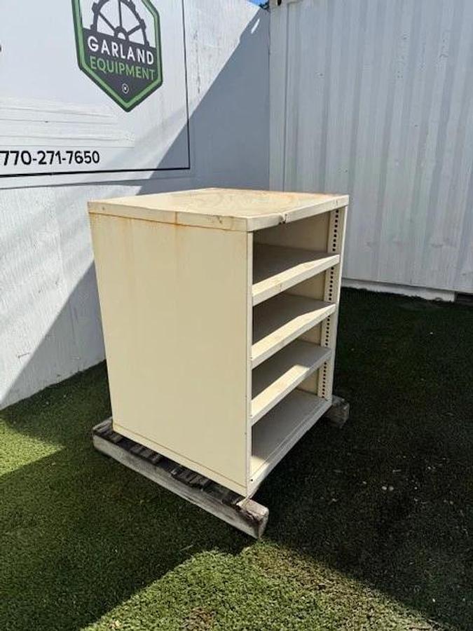Used Industrial Tool Cabinet 3-Shelf W: 29-3/4” D: 27-3/4” H: 39-1/4"