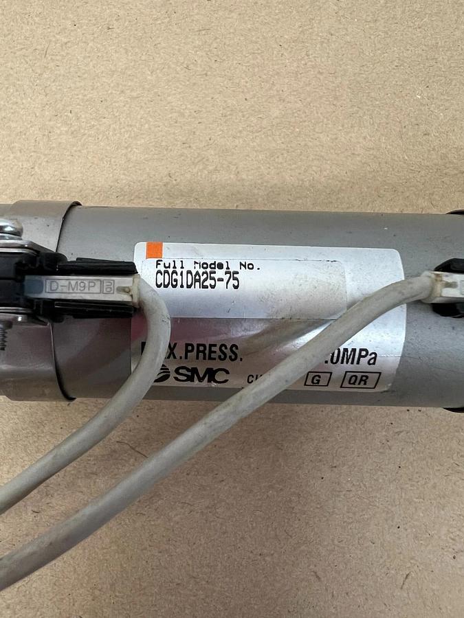 Used SMC CDG1DA25-75 Round Body Cylinder