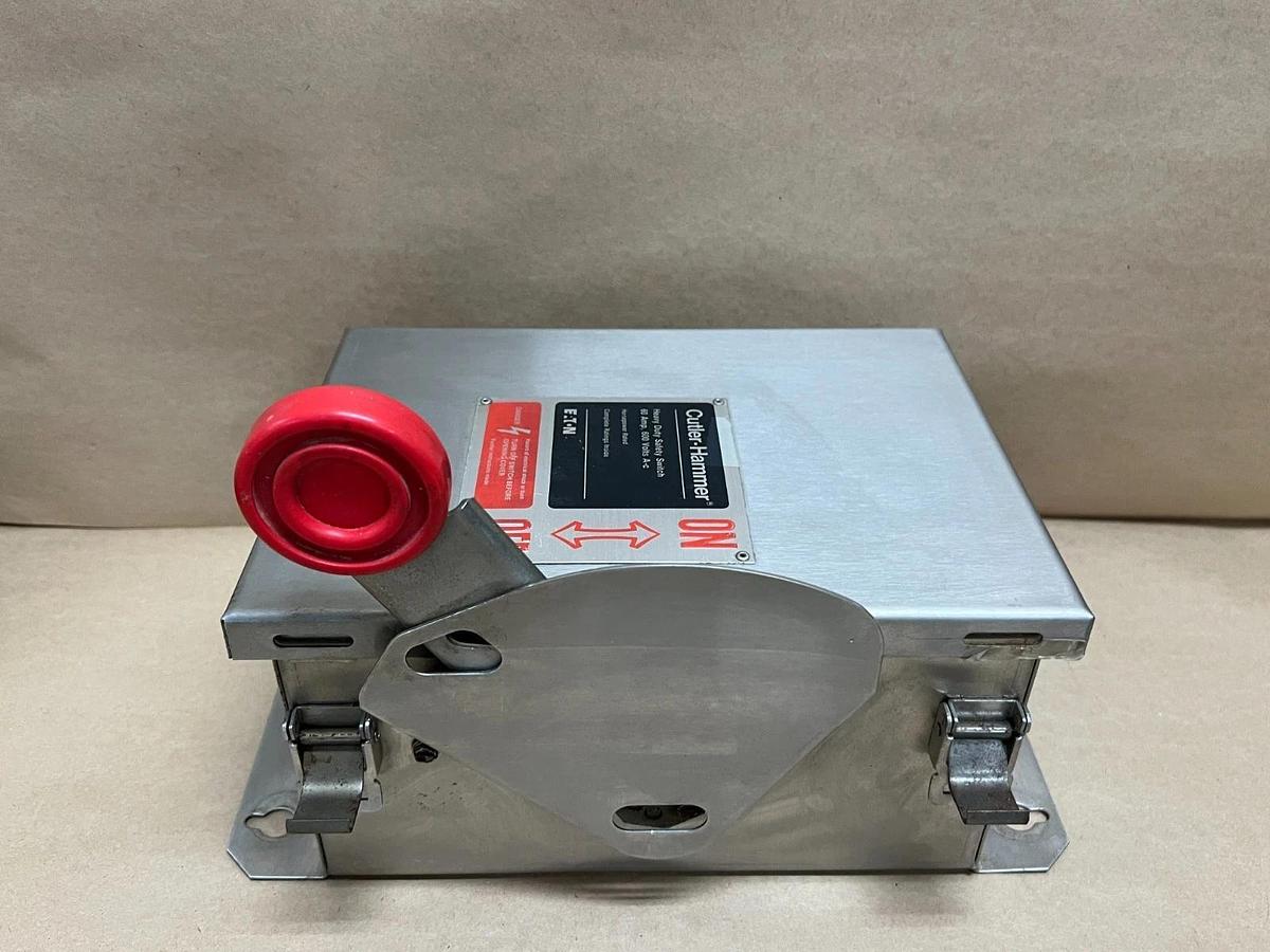 Used Cutler Hammer DH362UWK Heavy Duty Safety Switch, 3P, 60A, 600VAC