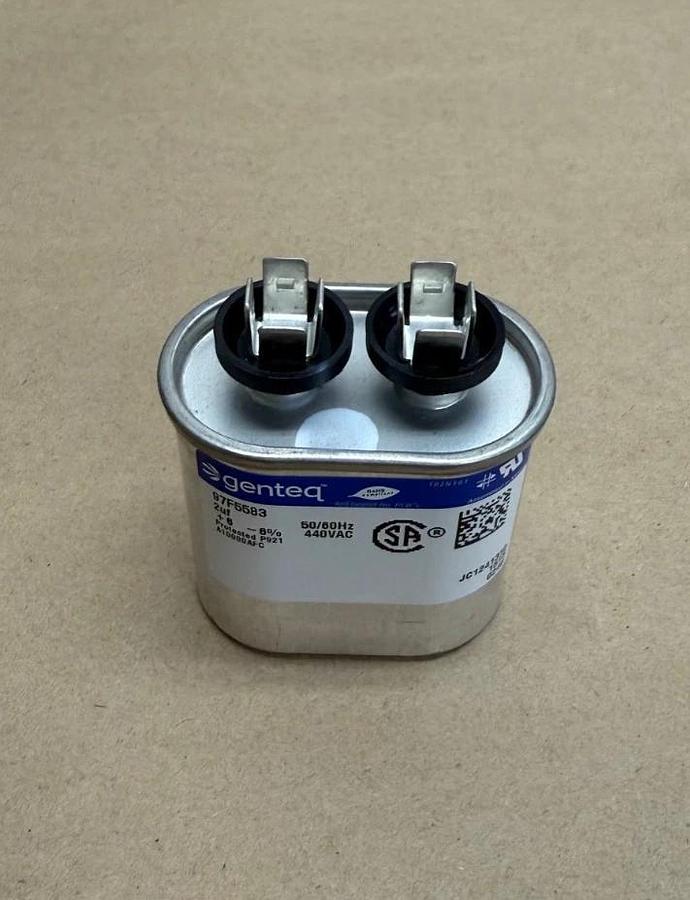 Genteq 97F5583 Capacitor, 50/60 Hz, 440 VAC *NEW*