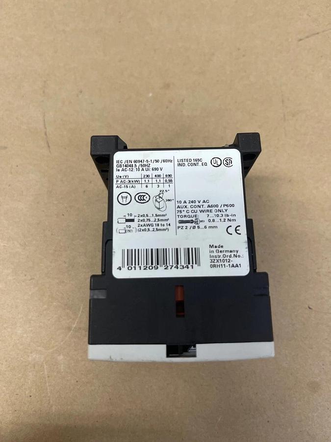 Used Siemens 3RH1140-1BB40 Auxiliary Contactor Relay 24 VDC
