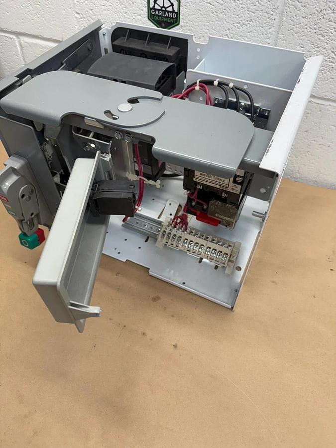 Used Square D 80438-738-01 Motor Control Center Unit, 5Hp 480V, 3-Ph