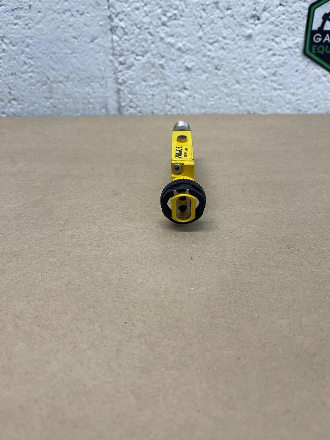 Used Banner SME312FQD Glass Fiber Disconnect, 10-30 VDC