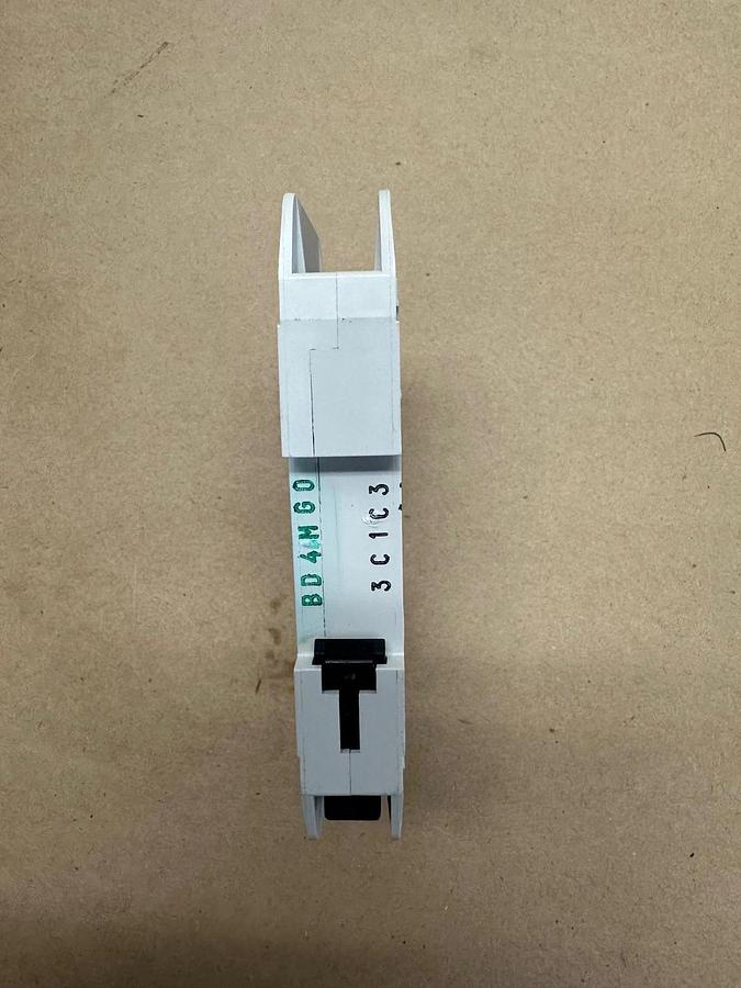 Used Eaton FAZ-C3/1-NA-SP Circuit Breaker 3A 1 Pole 277VAC