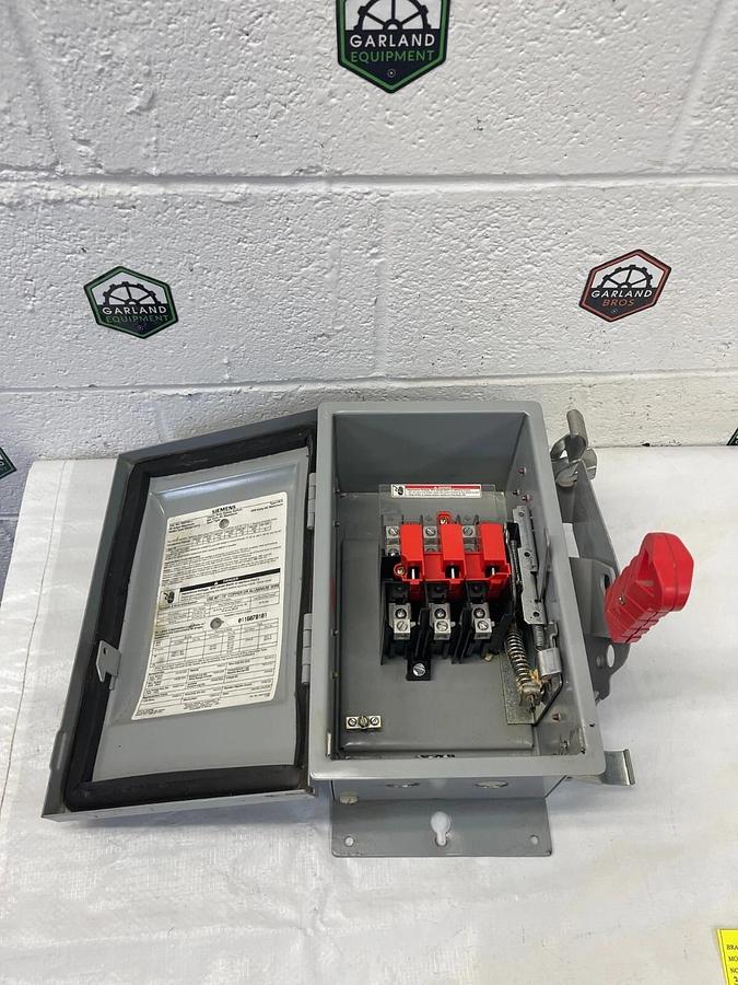 Used Siemens HNF361J Heavy Duty Safety Switch, 30 A, 600 VAC, 250 VDC