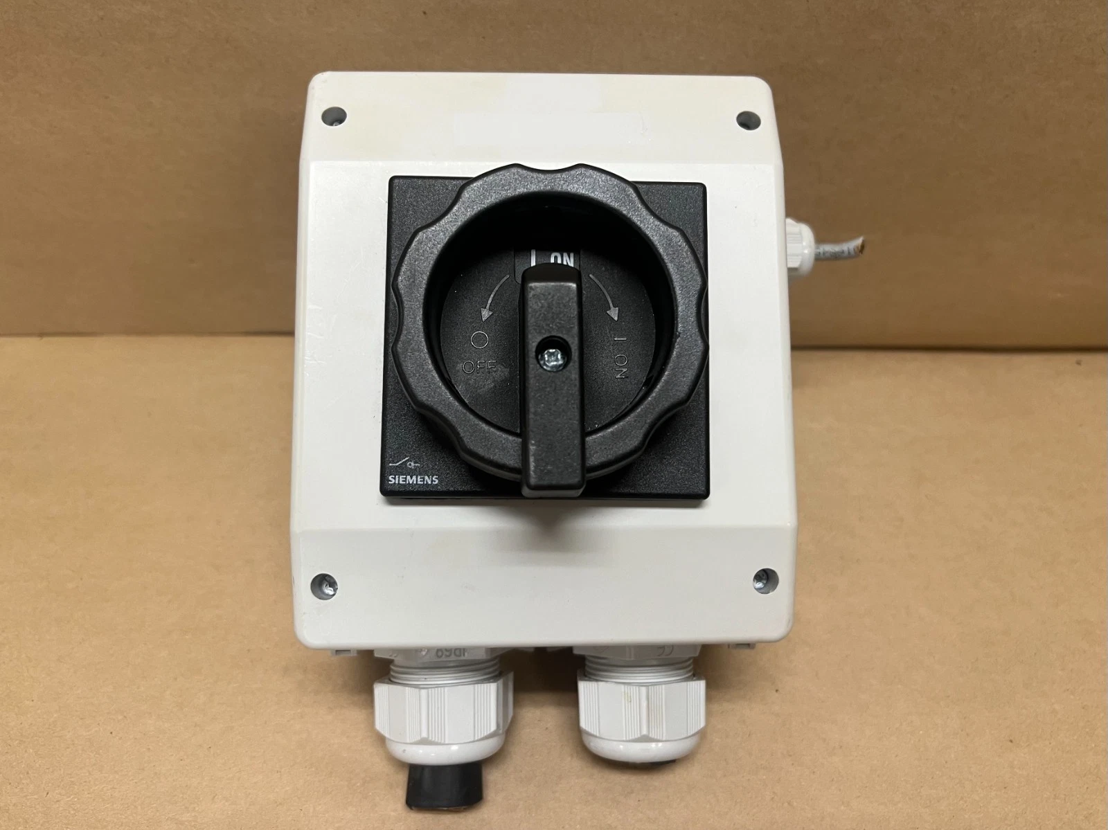 Used Siemens 3LD2565-1TC51 Non-Fused Isolator Switch