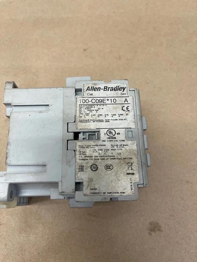 Used Allen-Bradley 100-C09E*10 Contactor, Series A, 32A, 24 VDC