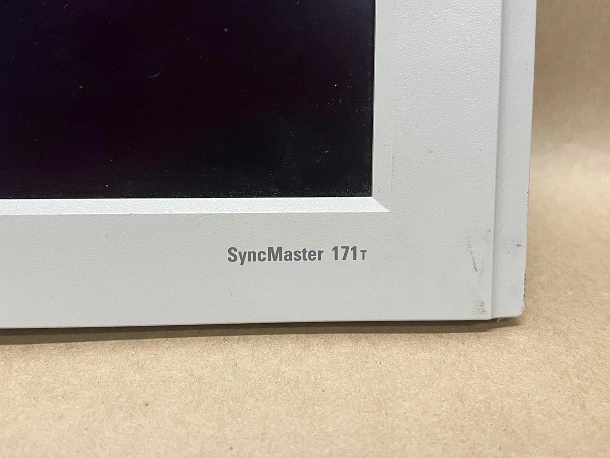 Used Samsung GH17PS SyncMaster 171T Color Display Unit