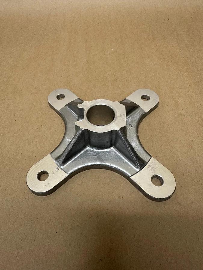 Used Tennant 47501 Hub Brush 1.00B *NEW*